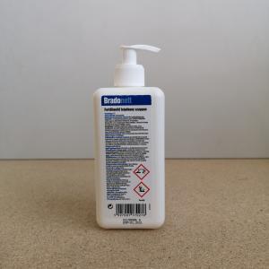 BradoNETT fertőtlenítő folyékony szappan 500 ml